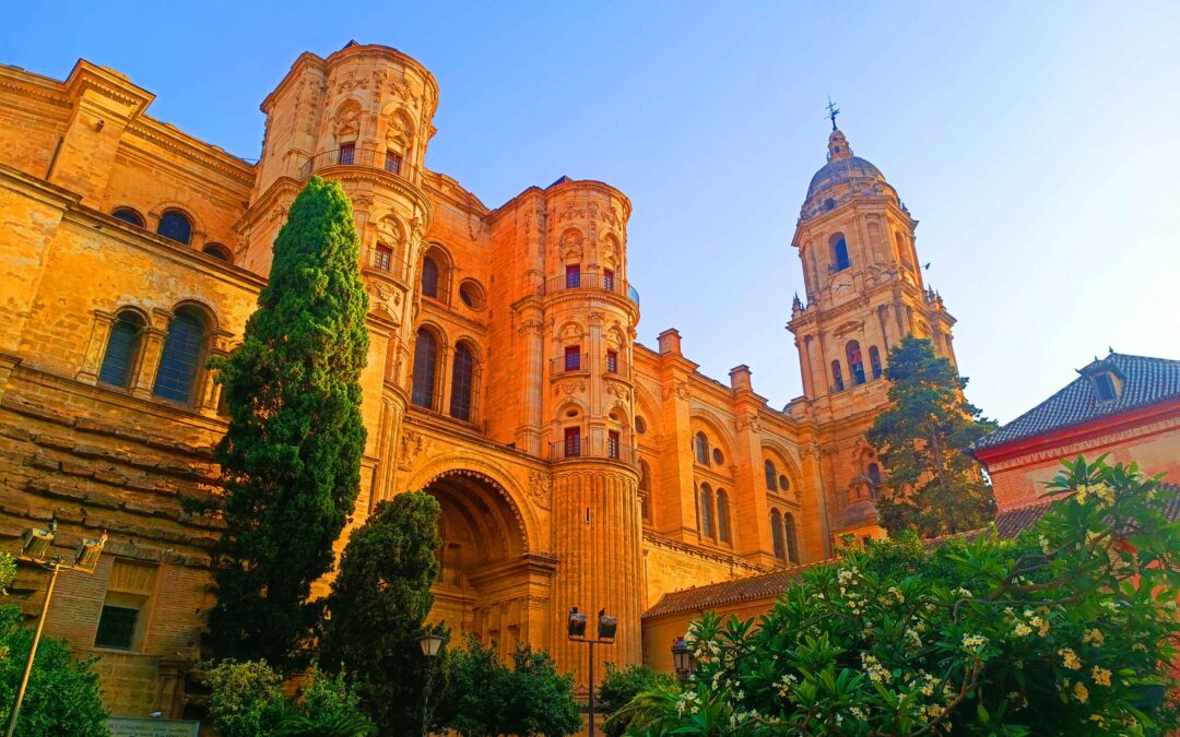 Exploring the enchantment of Malaga: exciting trip through culture, history, art and taste.